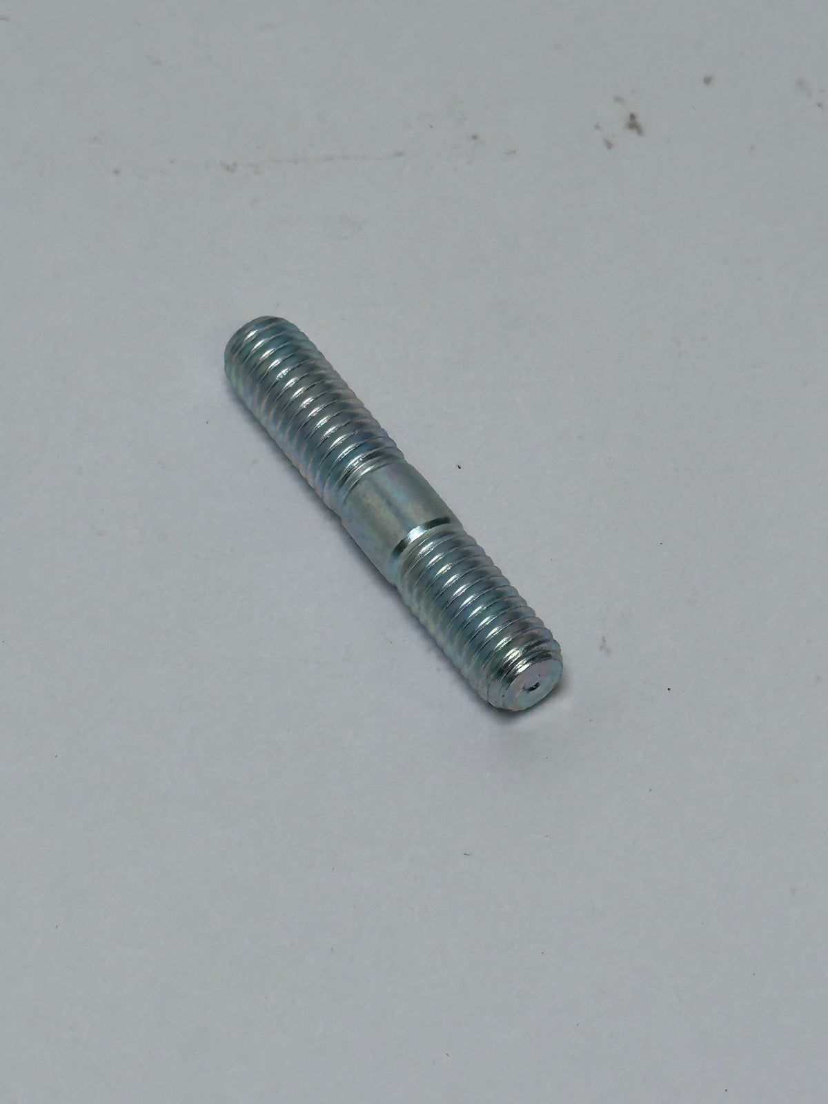 Original Stehbolzen Rotax Zylinderkopf ET: 940368
